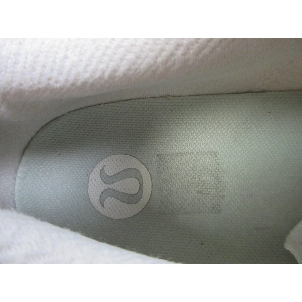 Lululemon Blissfeel Run Shoes Womens Size 8.5‎ White Mesh Lightweight Athletic